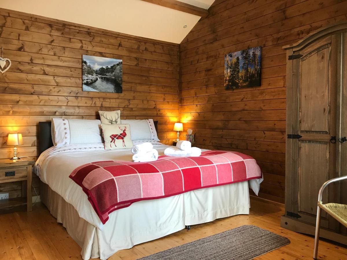 Hill cottage cabins Fort Augustus Esterno foto